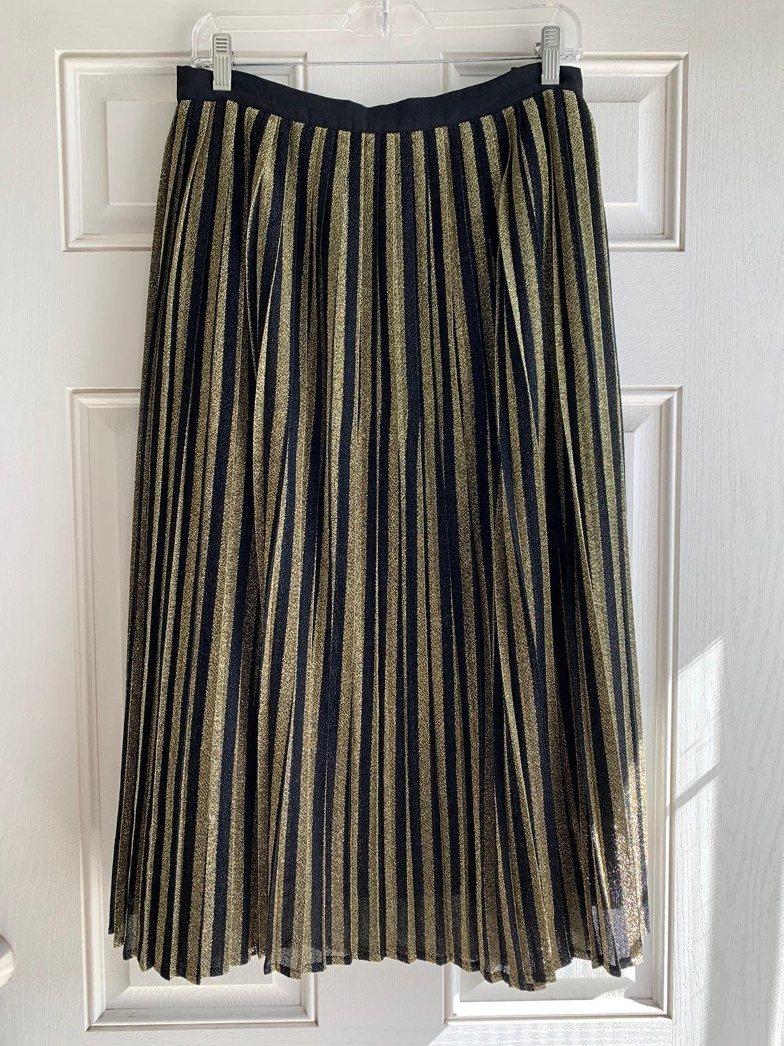 ModCloth Holiday "Glitz the Spot" Pleaded Skirt - new