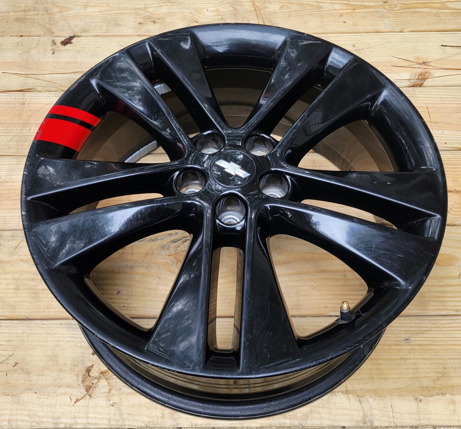 2011-2016 CHEVROLET CRUZE RIM 18 INCH BLACK/ RED