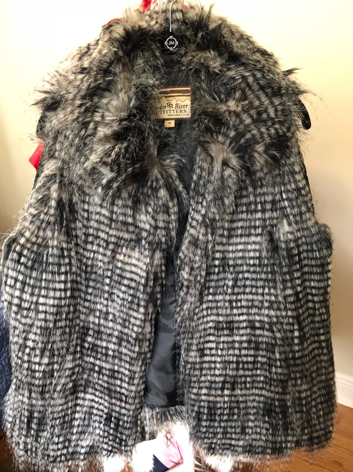 womens faux fur vests