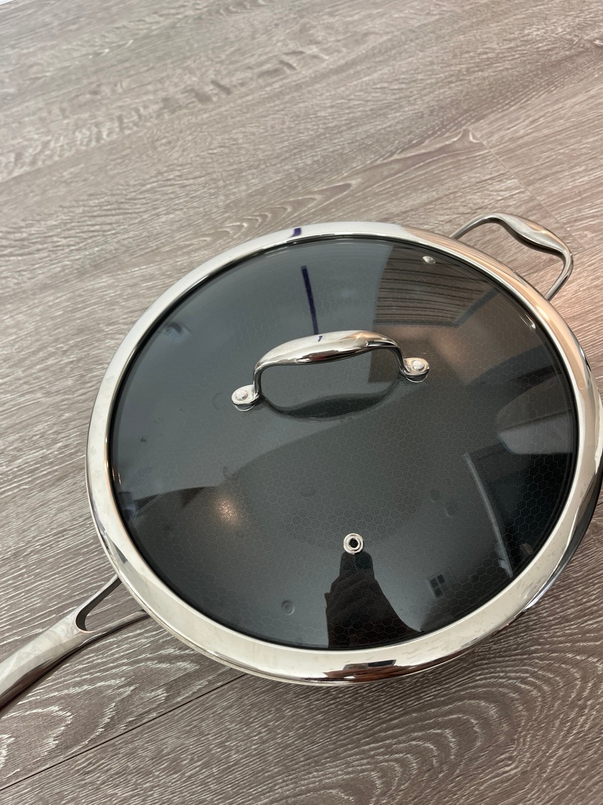 Hexclad wok 12inch with Lid