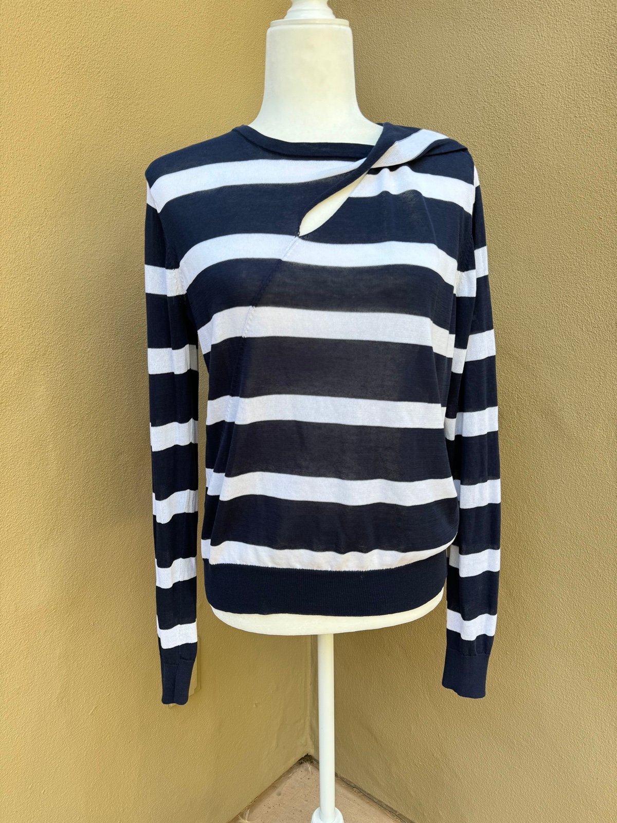 STUNNING A.L.C. ‘Robinson’ Nautical cutout sweater size M NWOT price firm