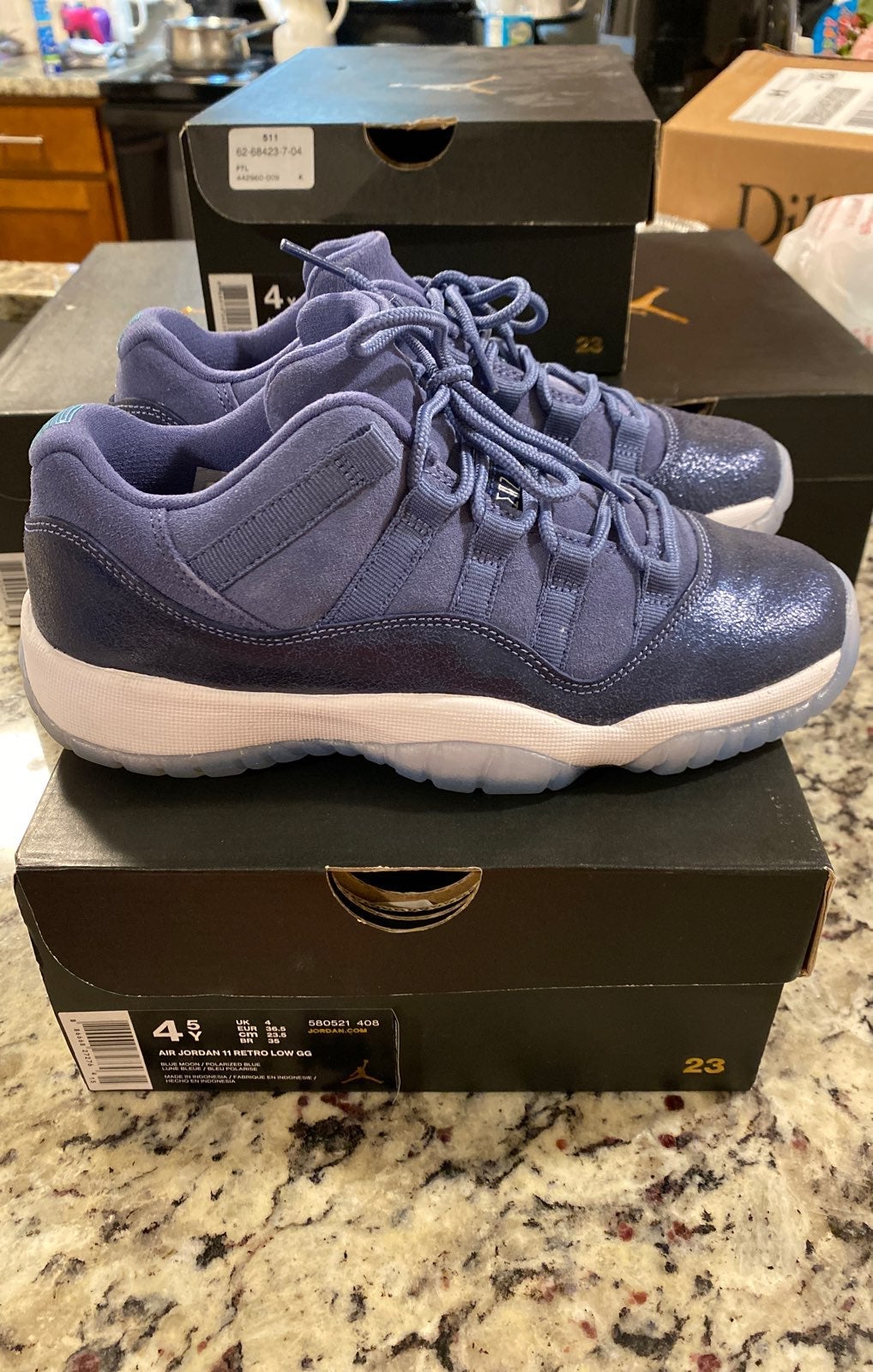 Jordan Retro 11 Low Blue Moon