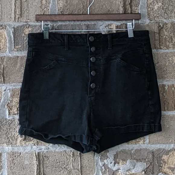 Exposed Button Fly Black Cuffed Jean Shorts Size 14
