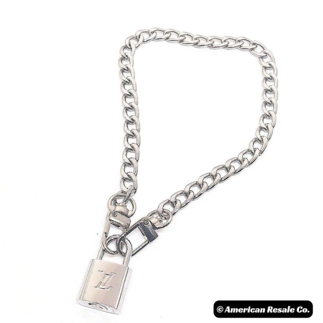 Louis Vuitton #315 Silver Lock Vintage and Rare PadLock Lock 2 Keys Necklace