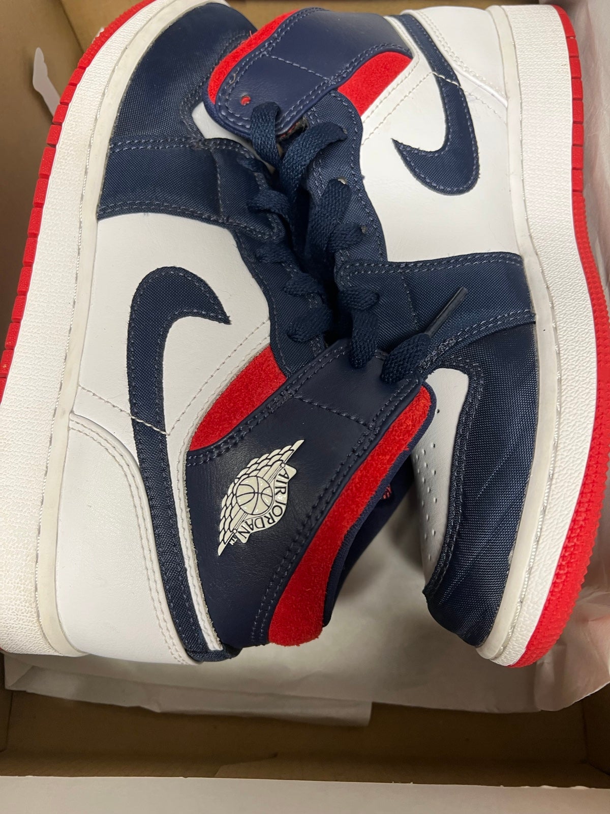 Air Jordan 1 Mid