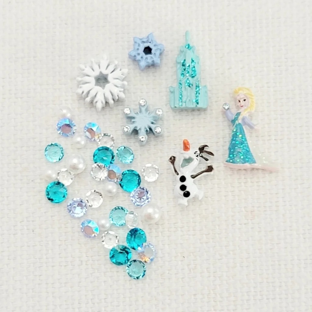Disney's Frozen Charm Set