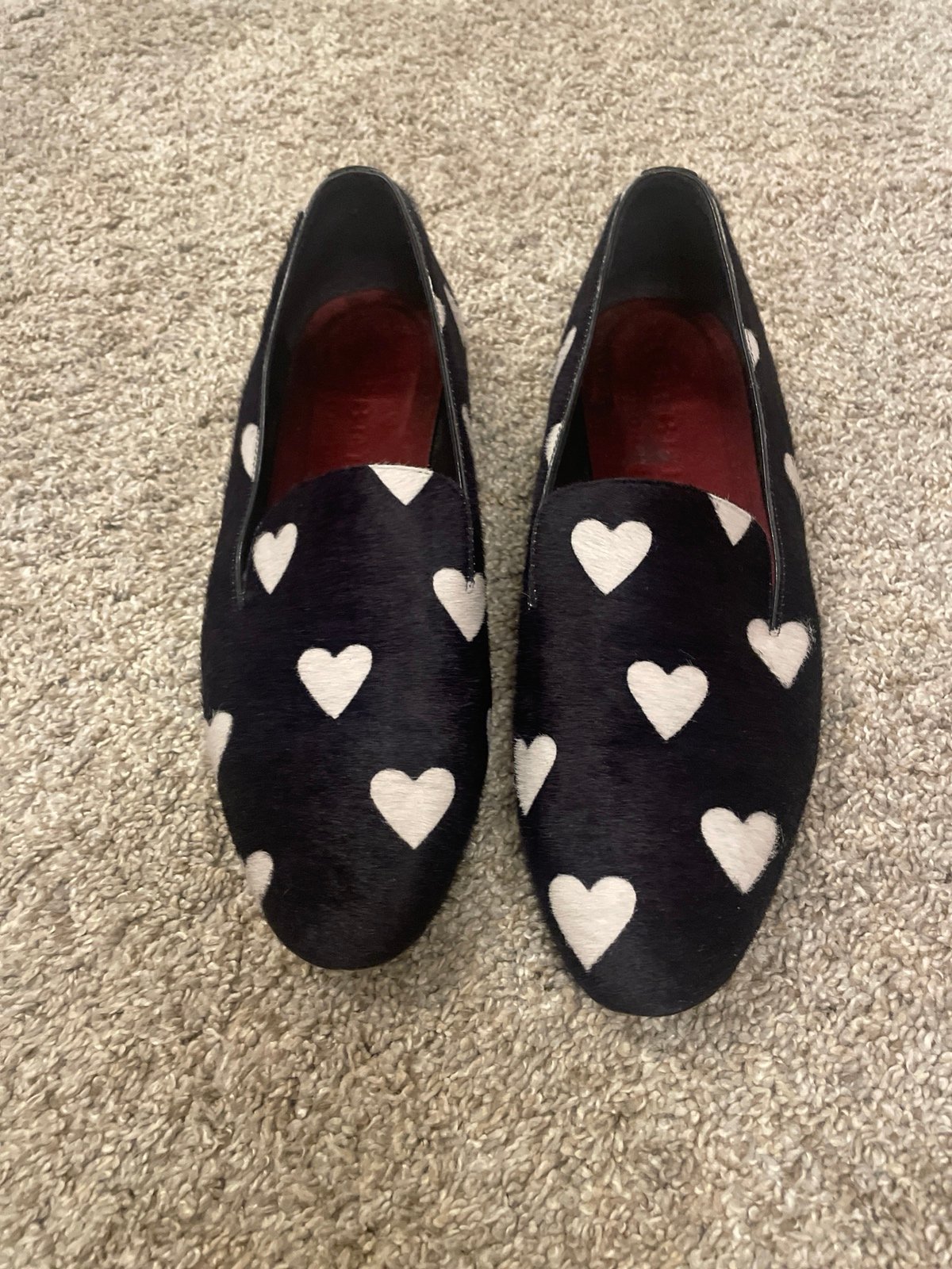 Burberry 38 1/2 calfskin heart mules