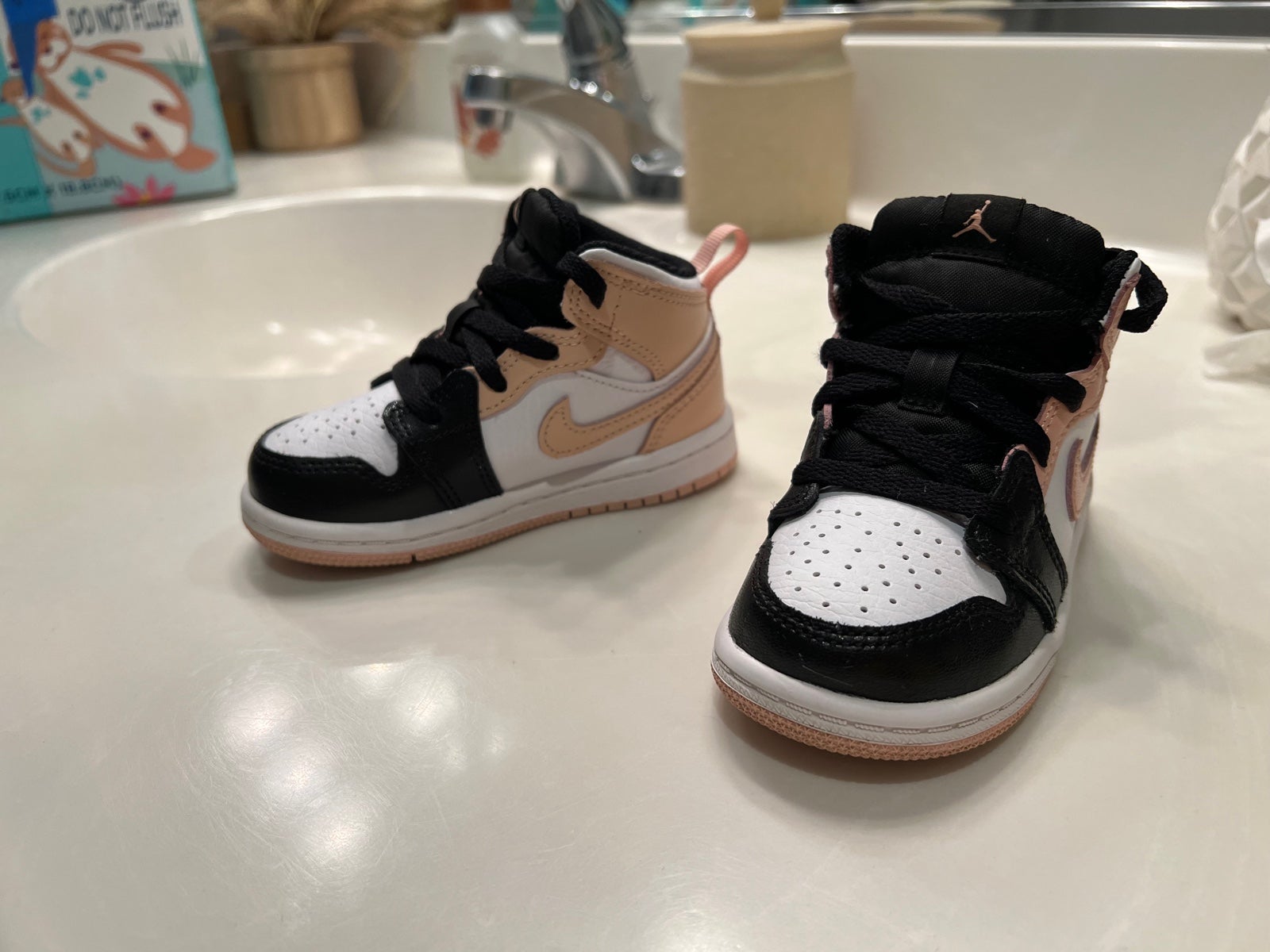 Toddler 6c shoes