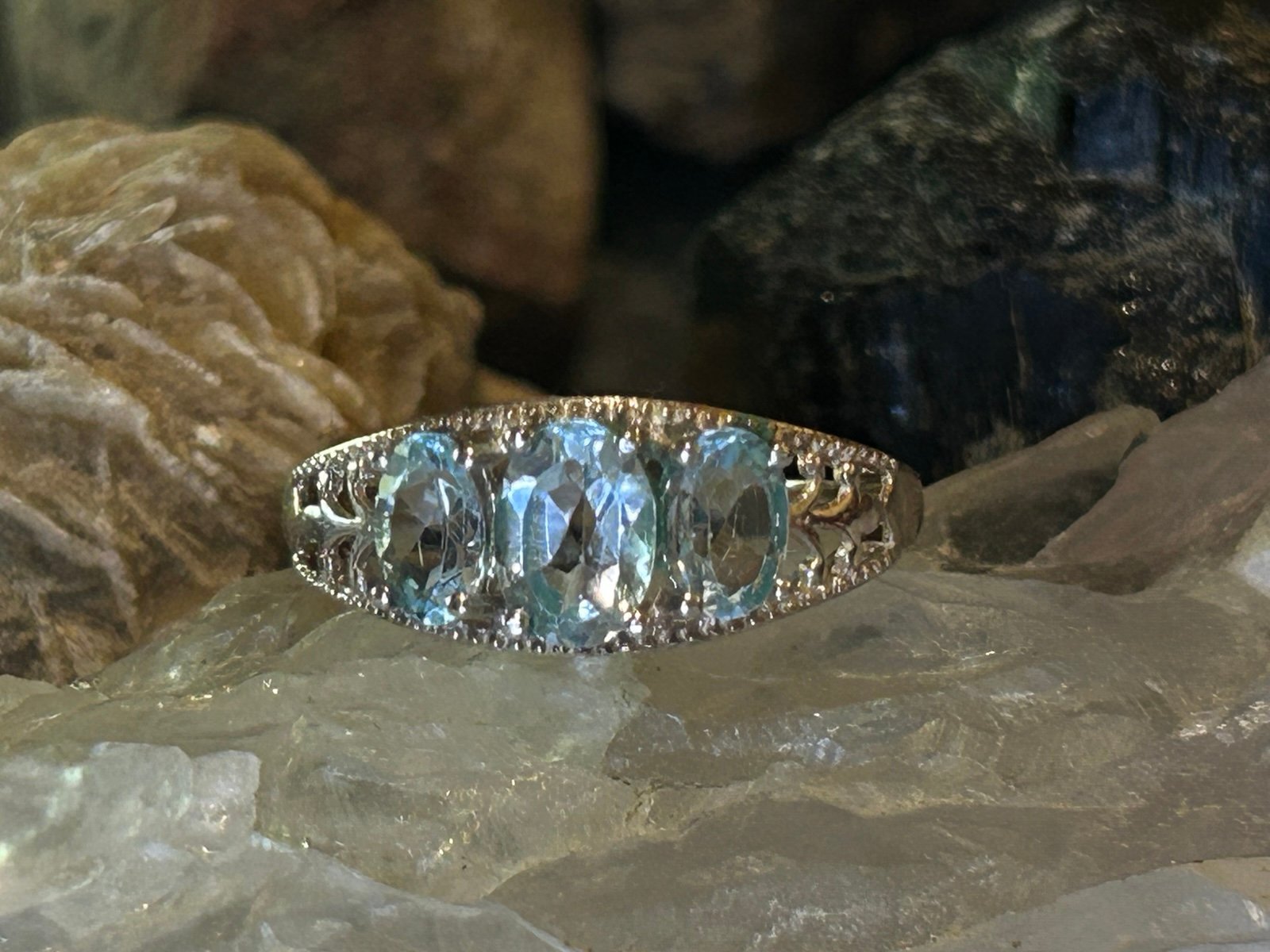 Beautiful Past Present & Future Blue Topaz Ring Size 7