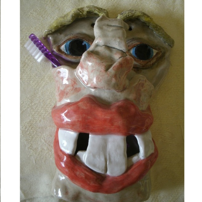 Smiley Toothbrush Holder