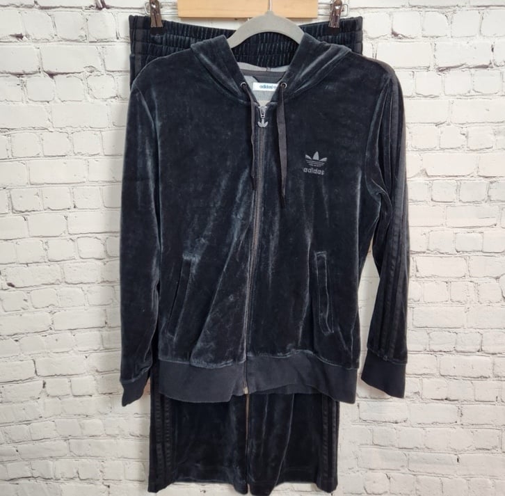 Adidas Tracksuit Large