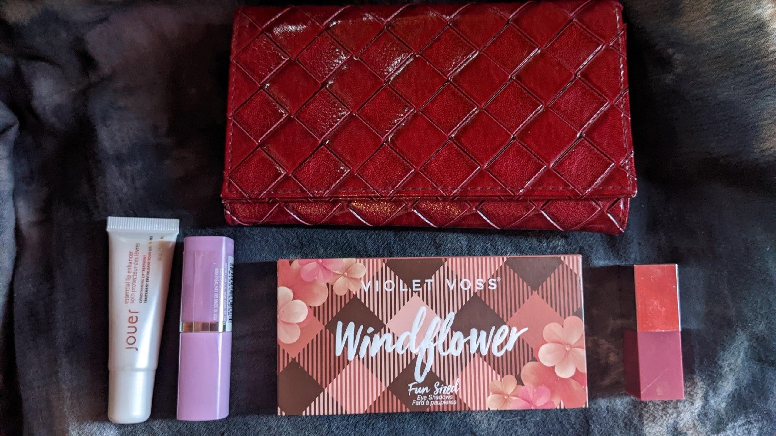 Make up lot, Estee Lauder, Clinique & more!