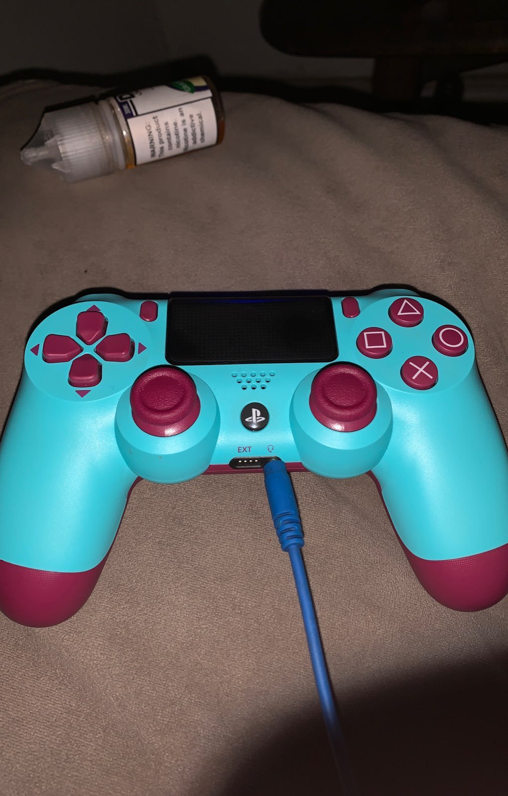 PS4 controller