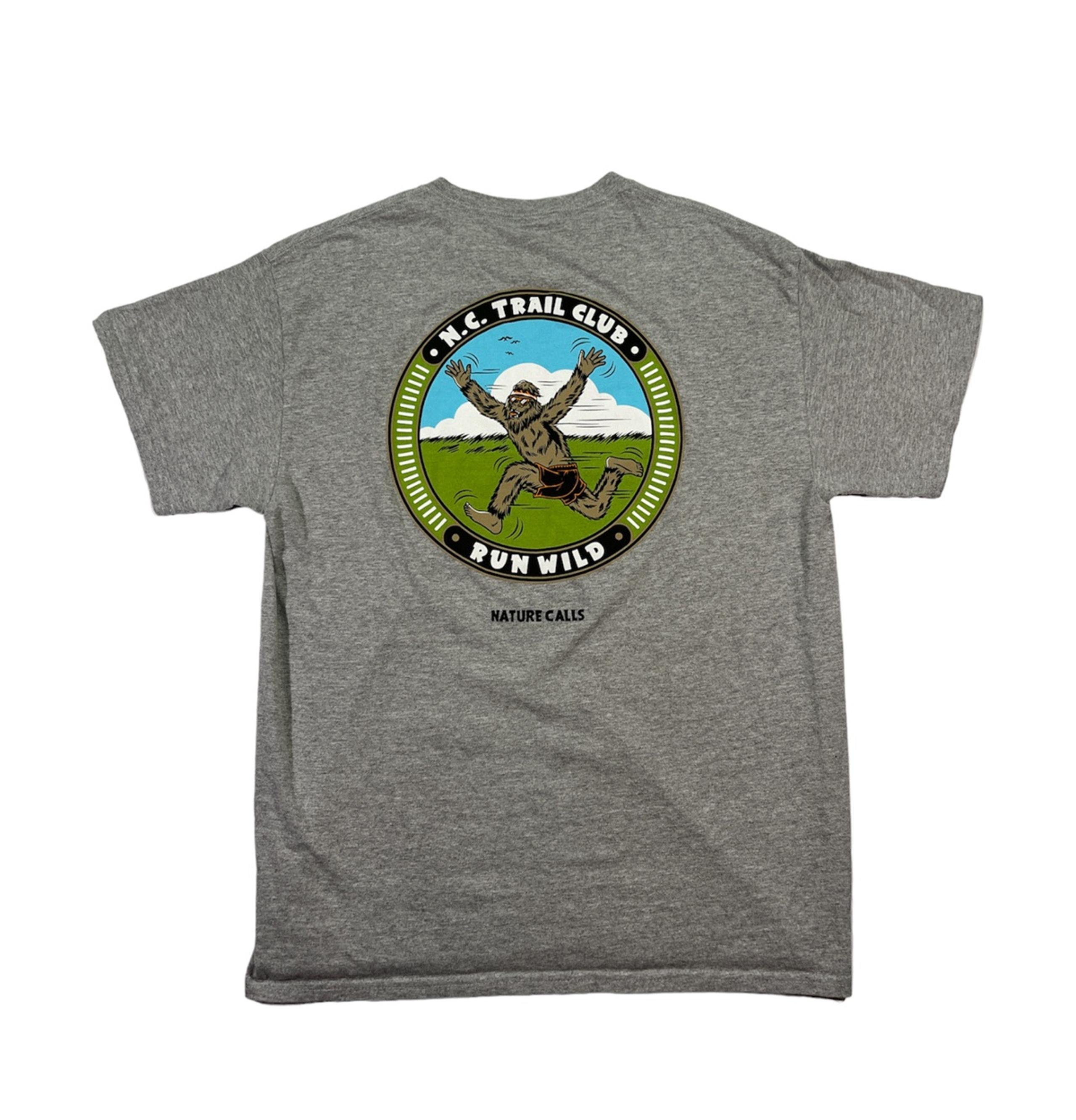 Nature Calls North Carolina Sasquatch run wild T Shirt L
