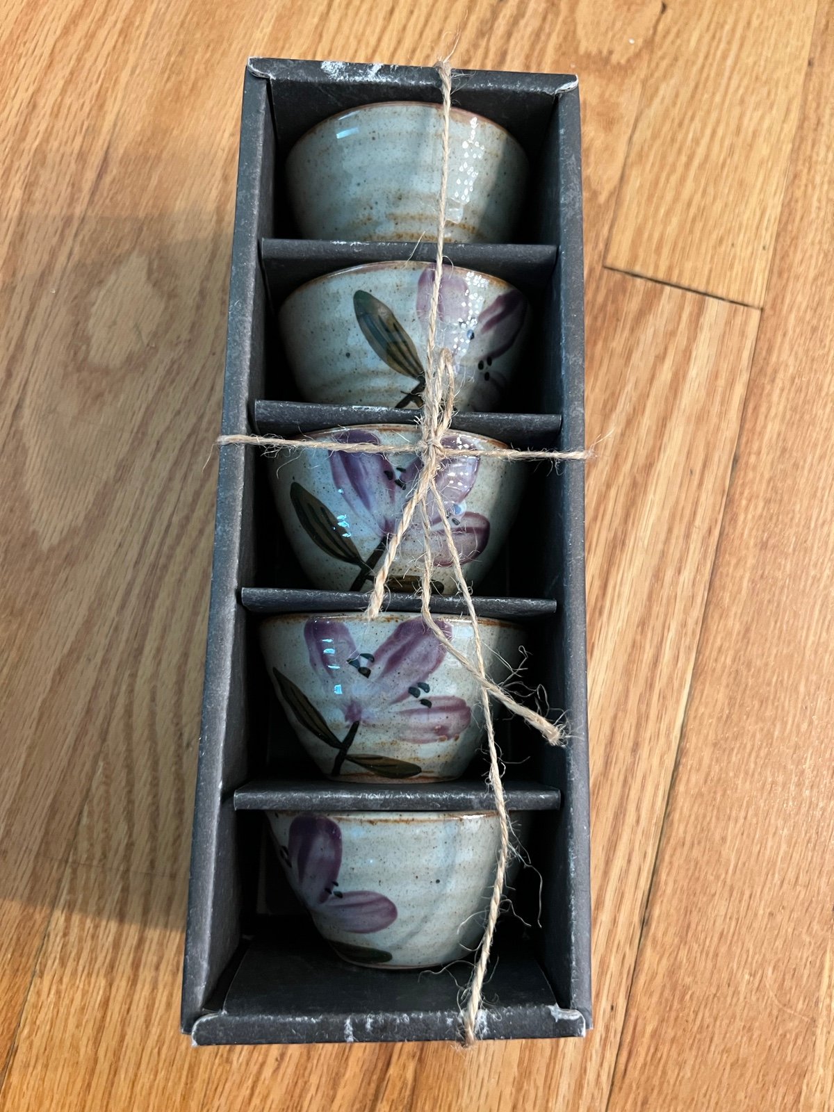Japanese hand painted pottery mini bowls cups