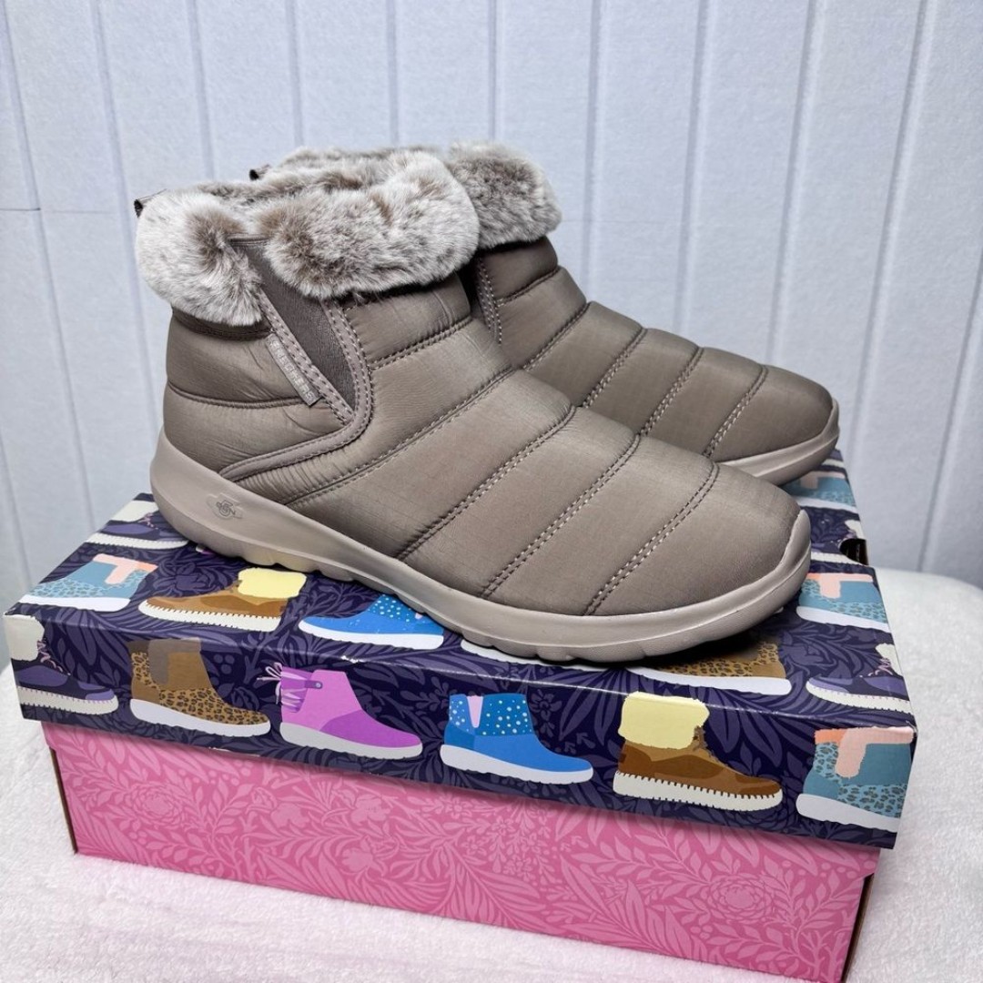 Skechers Women's Go Walk Air Boots,Taupe Winter Boots Size 10