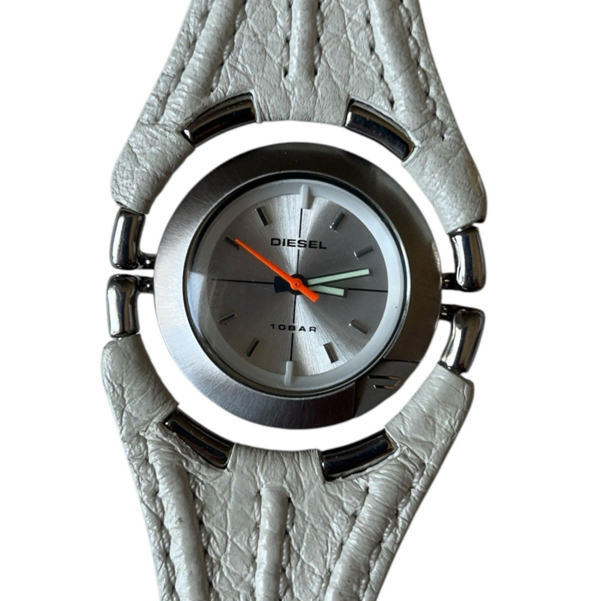 Vintage Diesel Women's Watch Swivel Face Leather Band. DZ 5034 340605 Works 6"