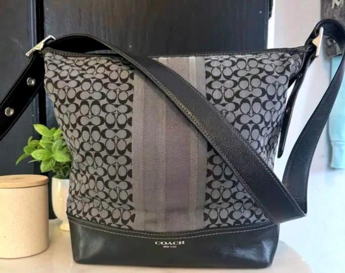 Coach Legacy 19918 Black Gray Signature Stripe Jacquard Shoulder Bag Purse, EUC