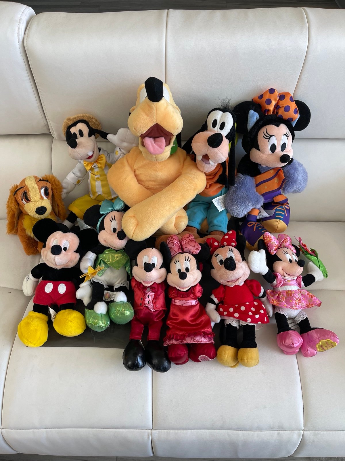 DINSEY plush lot MICKEY, Minnie, Goofy, Pluto , vintage rare