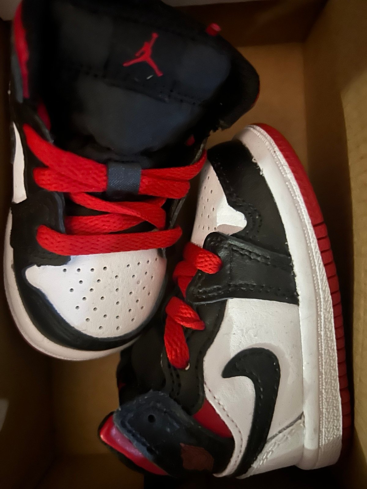 Jordans 1 3c