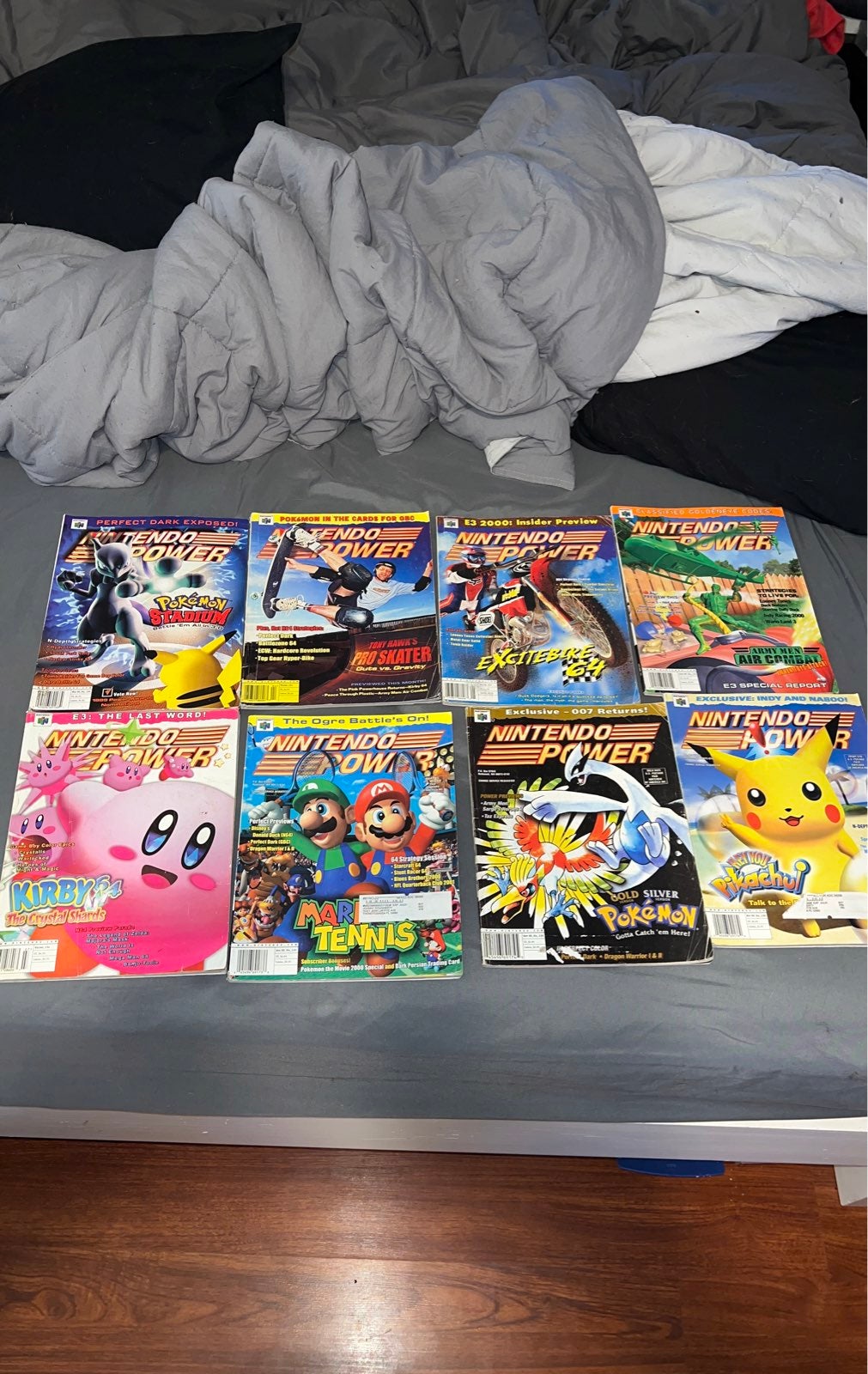 Vintage Nintendo Power magazine Lot volumes 129-139