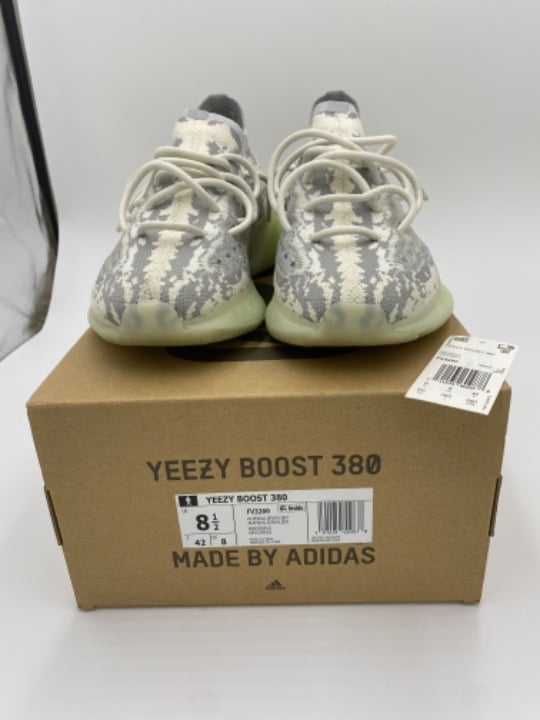 Yeezy 380 Aliens