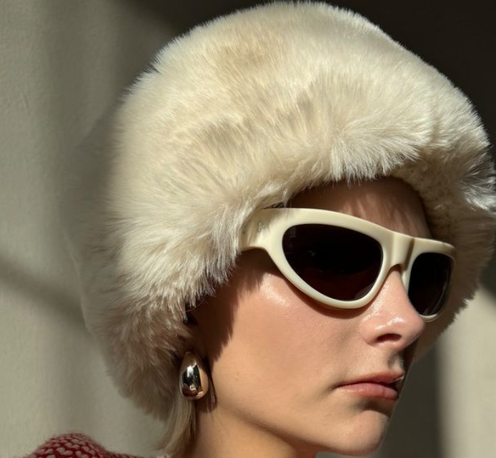 Stella McCartney Tan Mocha Slight Cat Eye Gradiant Sunglasses