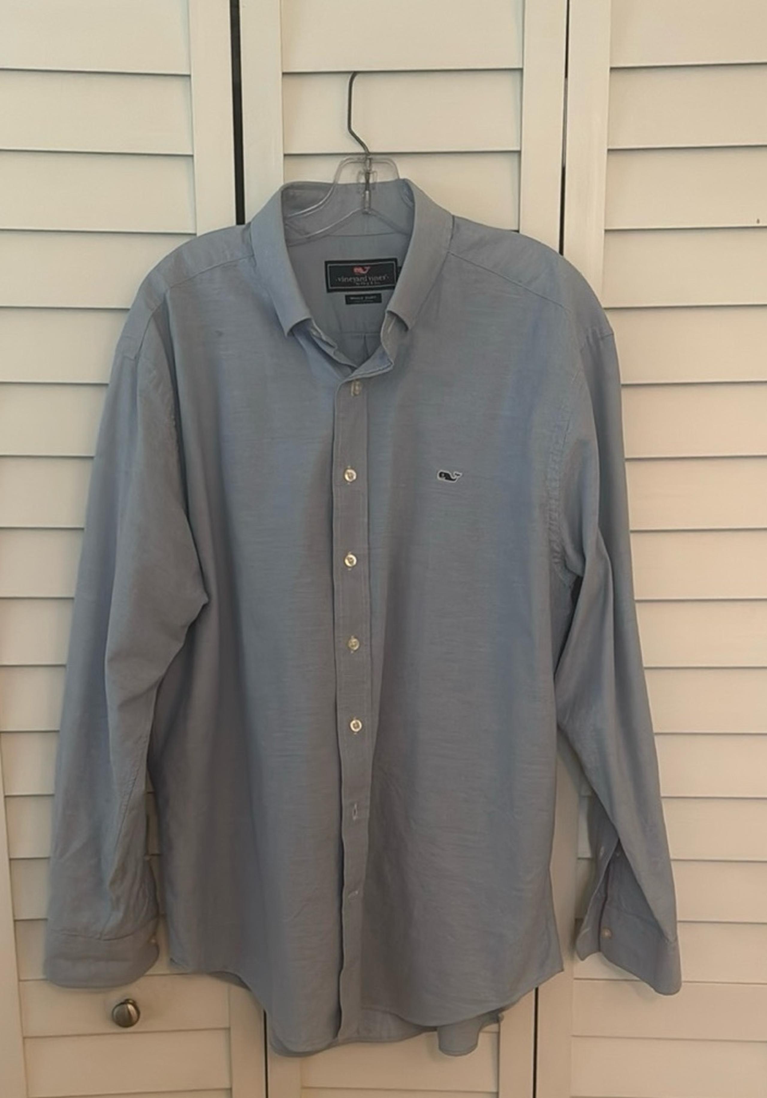 Vineyard Vines Men's Light Blue Button Down Shirt