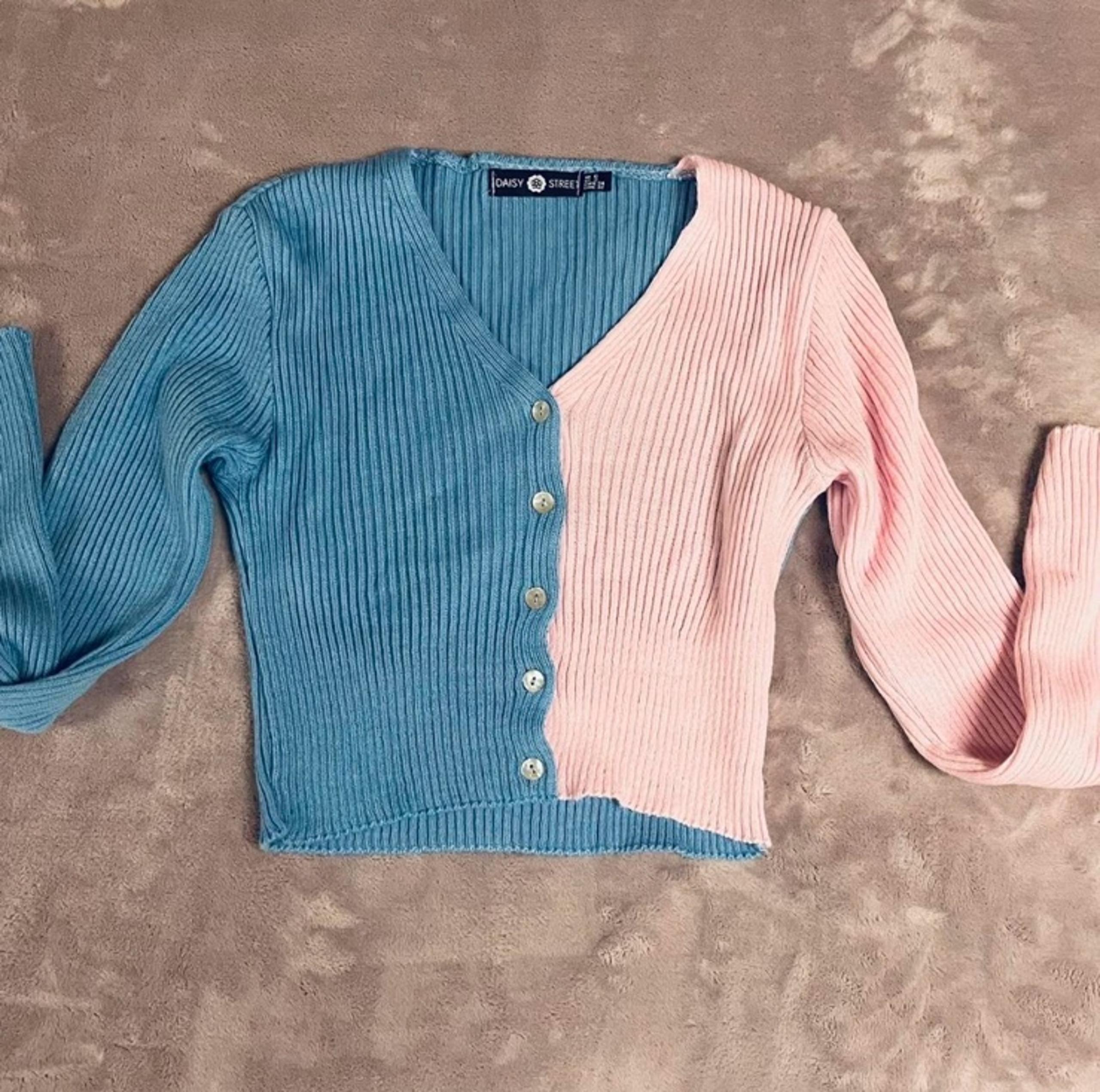 split colored cropped sweater