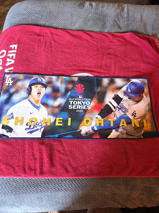 LA Dodgers Shohei Ohtani Duo Photo Towel Flag Sign 2025 MLB Tokyo Series Japan