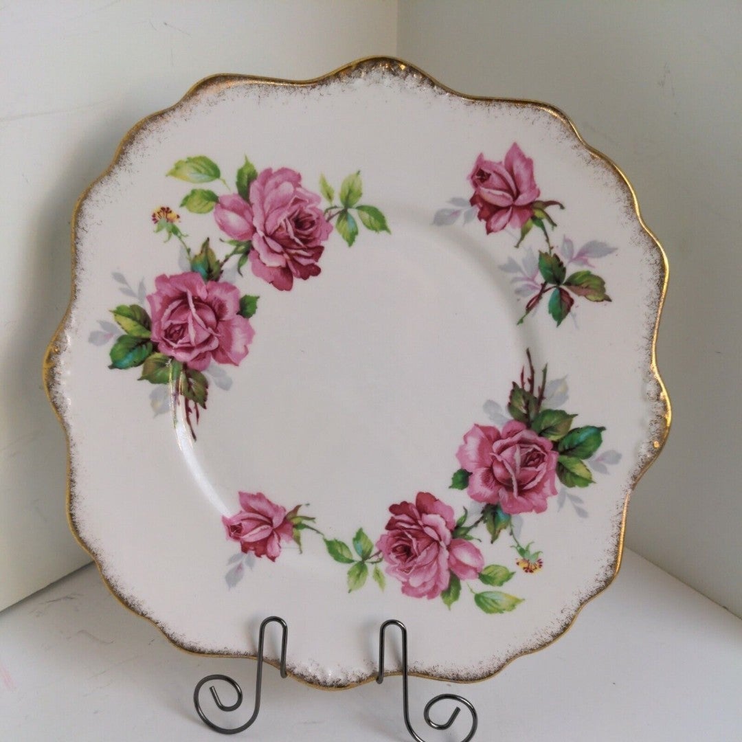 Royal Stafford Berkeley Rose Seving Plate Bone China England 9.5