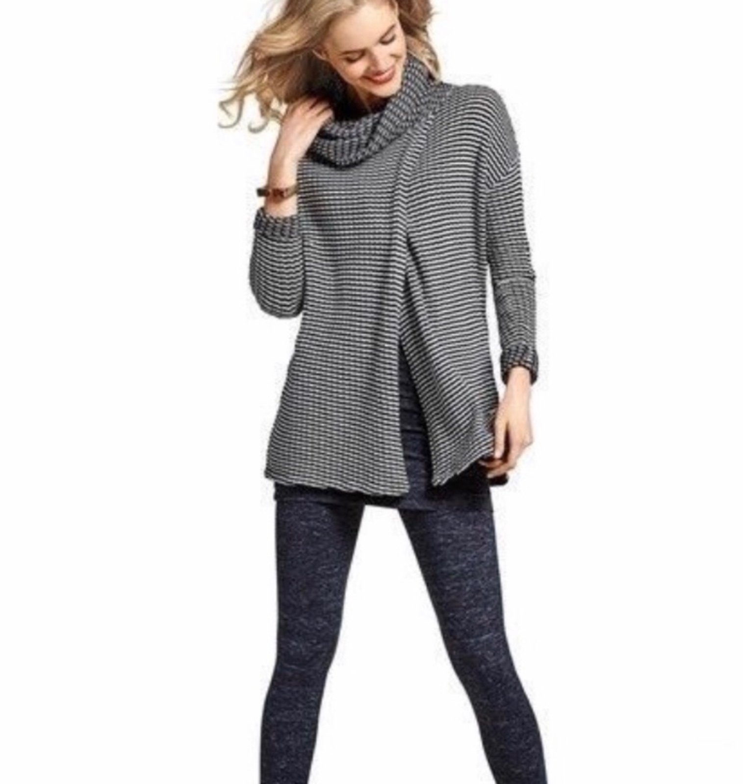 NEW CAbi Fergie Turtleneck Sweater Size XS