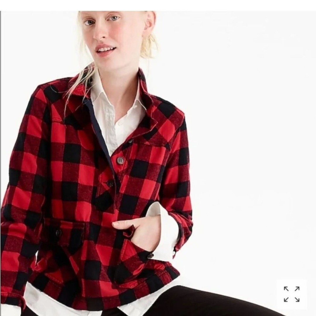 Women’s J. CREW Shirt Jacket Pullover Buffalo Plaid Black Red top -size M
