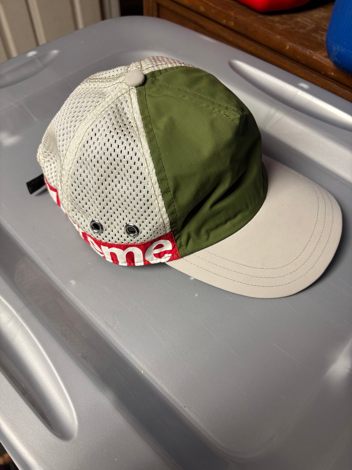 メディ＊Supreme Side Logo 5-Panel Olive Supreme Side Logo 5-Panel (SS22) Olive | Hype Clothinga