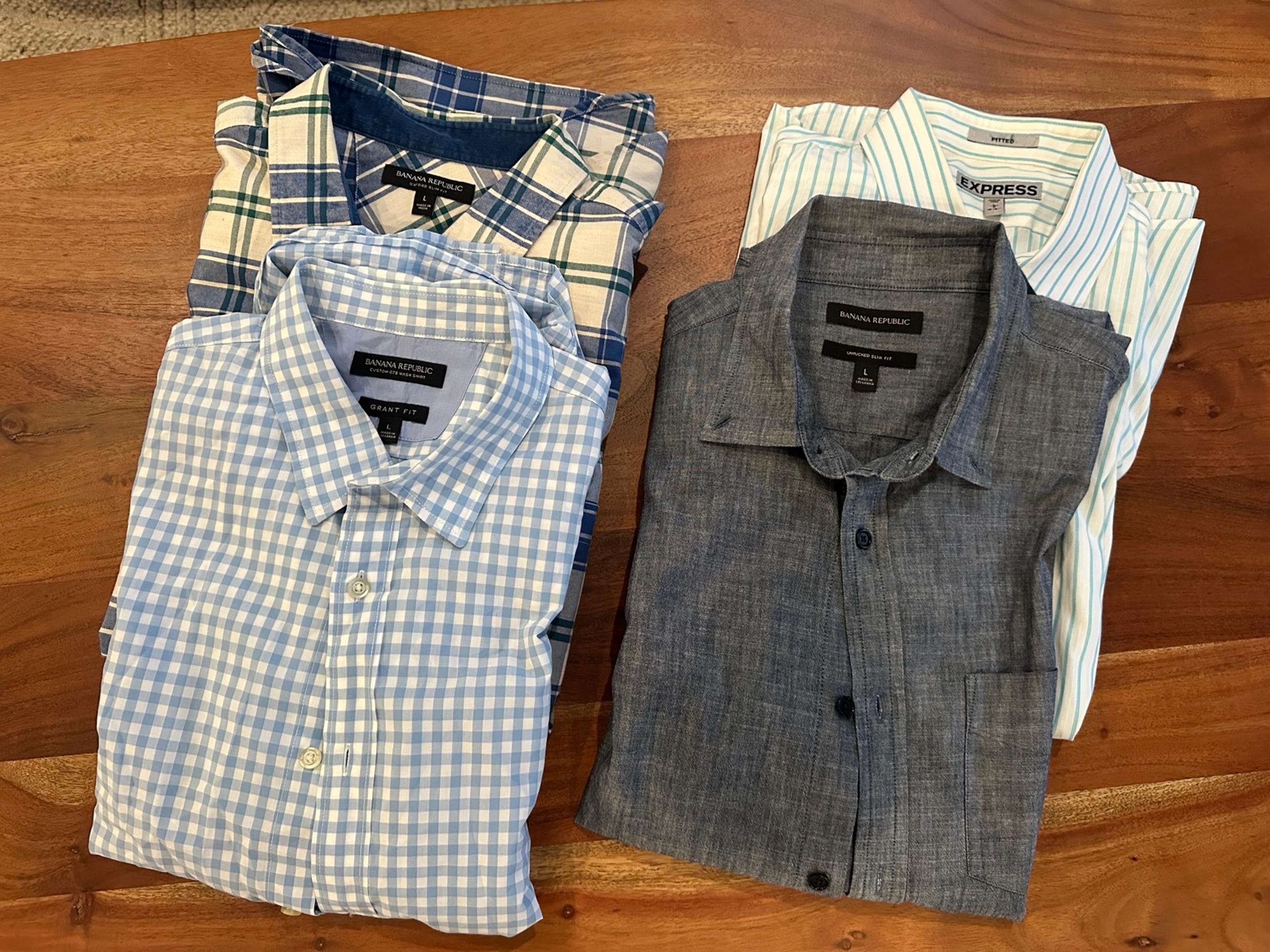 Bundle of 4 Men's Button-Down Dress Shirts – large