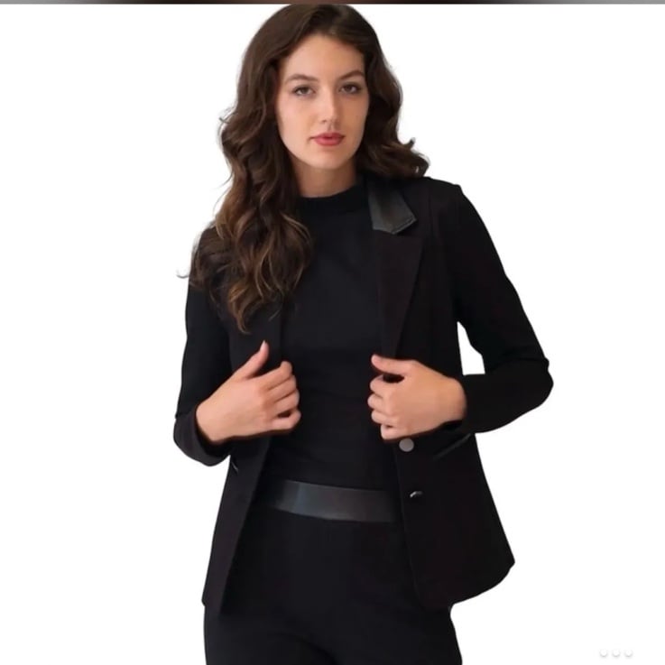 NWT Adrienne Landau Black Sculpt Blazer and Pants • Small