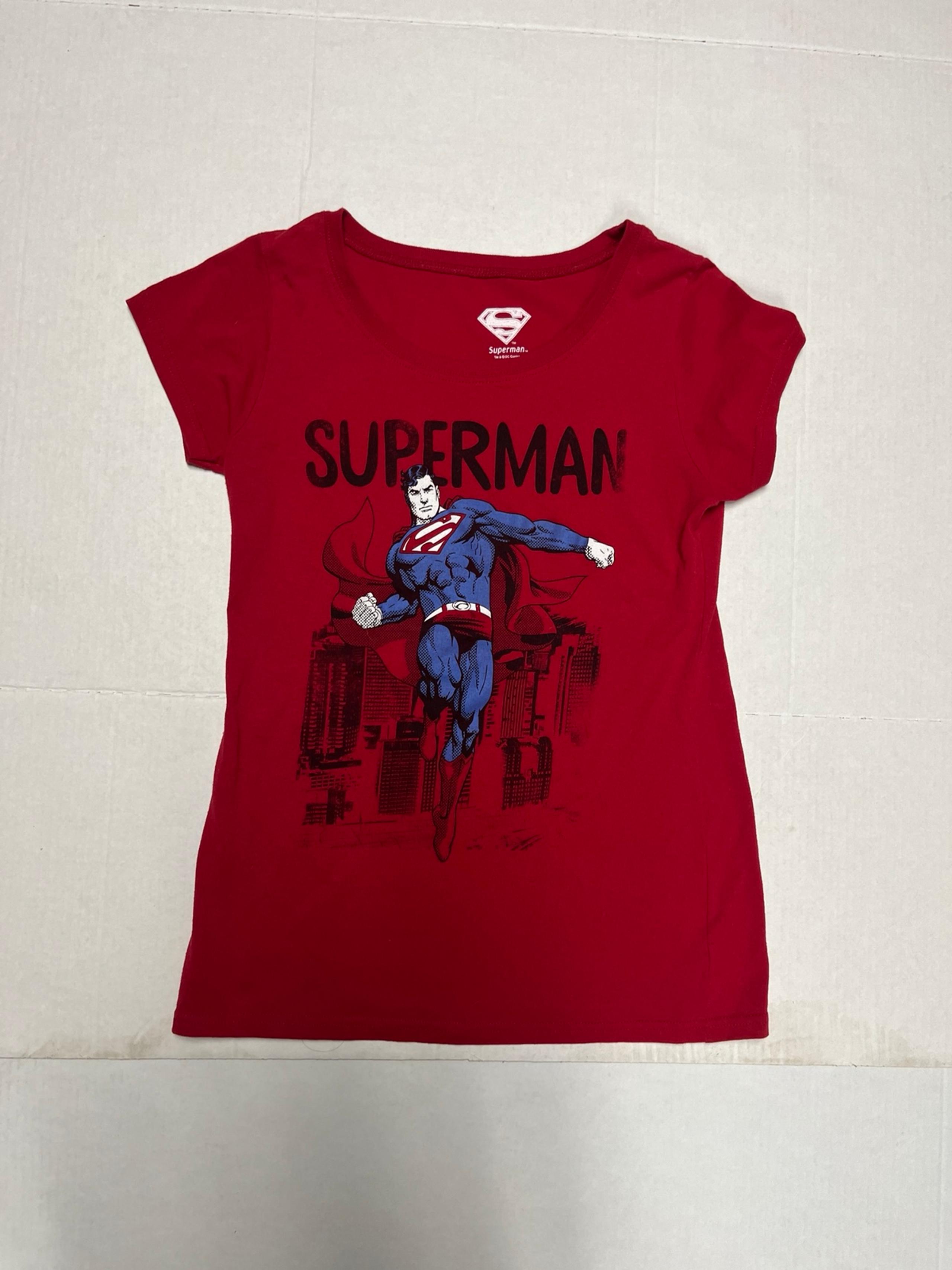 Superman Junior Tshirt XL(15:17) Red