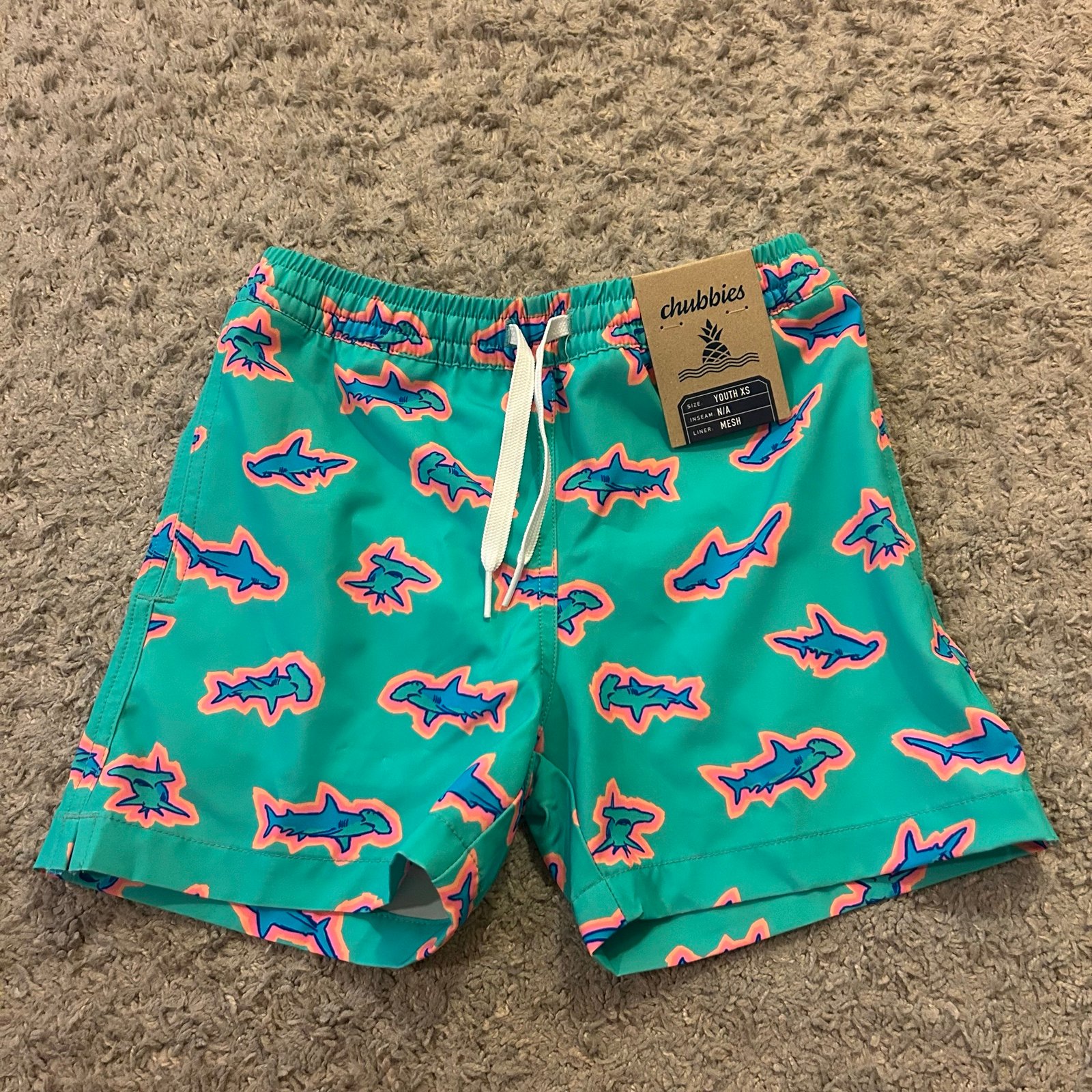 Youth Boys Chubbies The Apex Swimmers Sharks Allover Print Swim Trunks