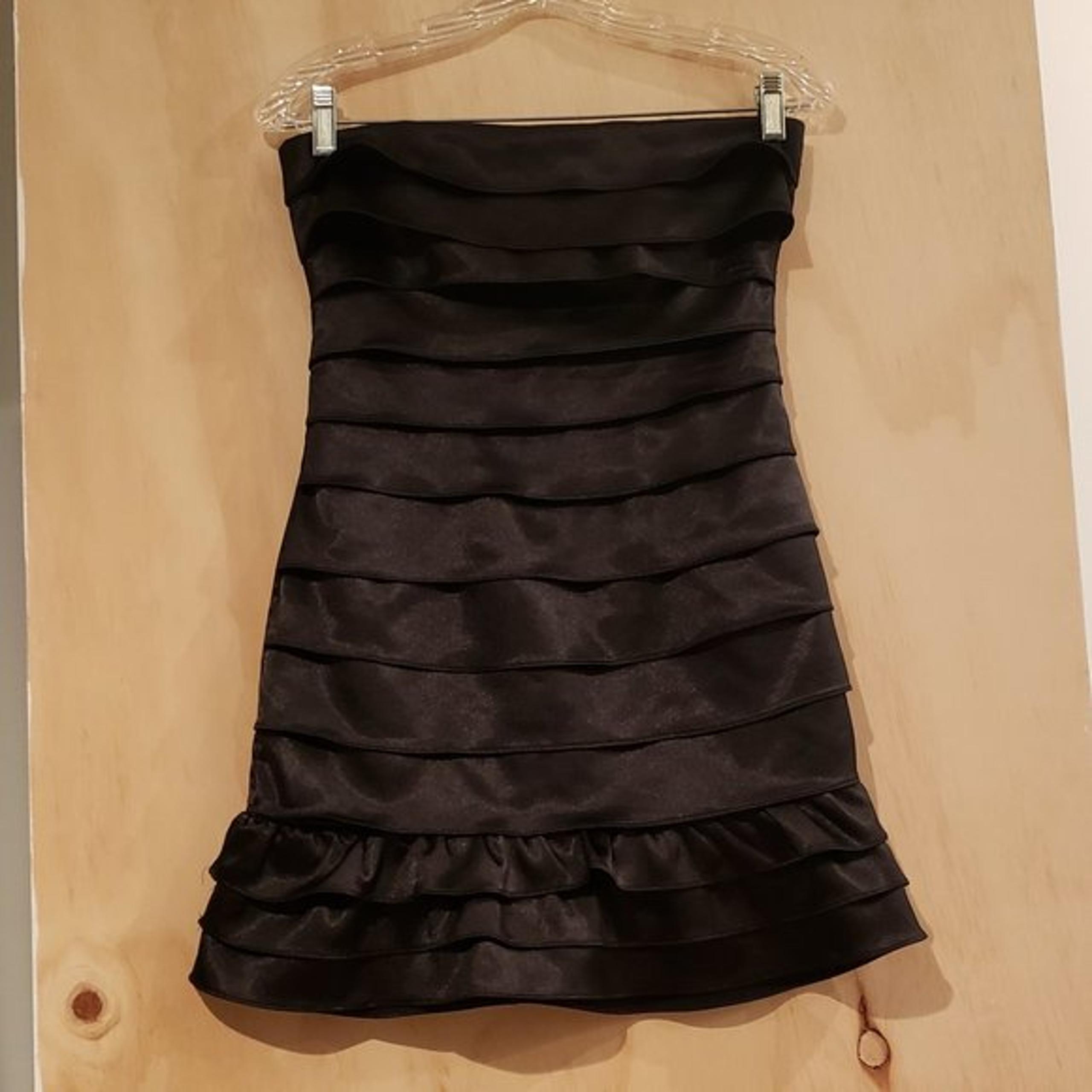 Strapless City Triangles Juniors black satin cocktail dress