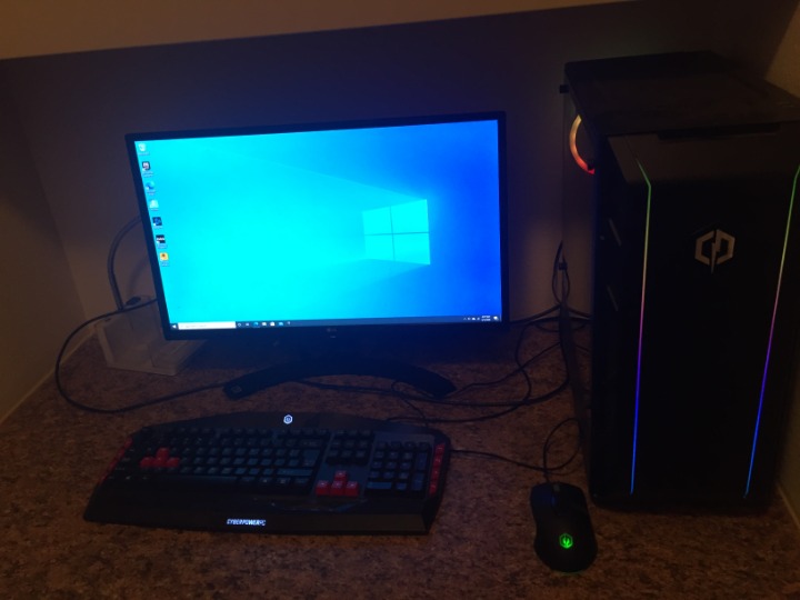 Cyberpower PC with Monitor