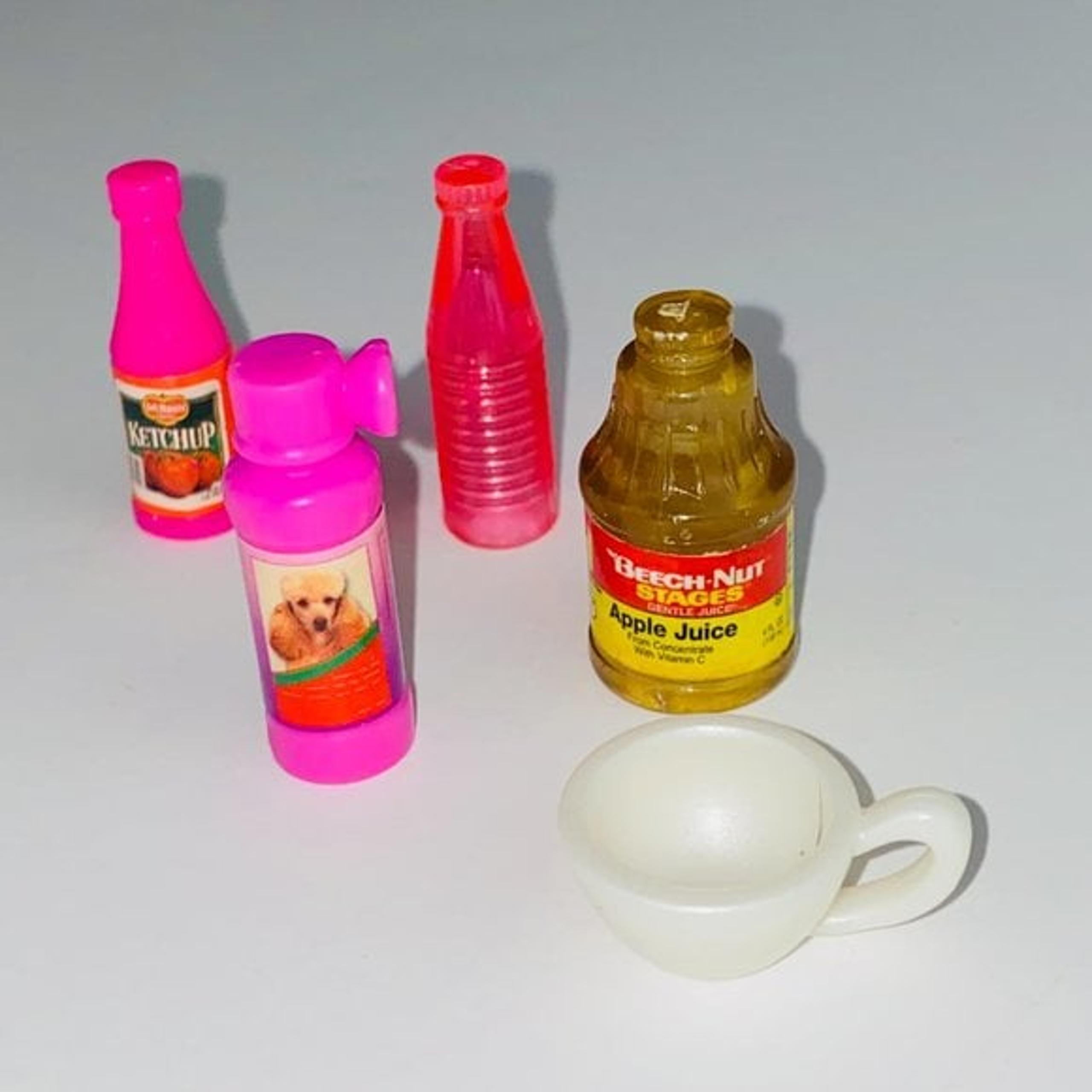Barbie Toy Accessory Pieces For Dollhouse Playsets Lot of 5 Pieces