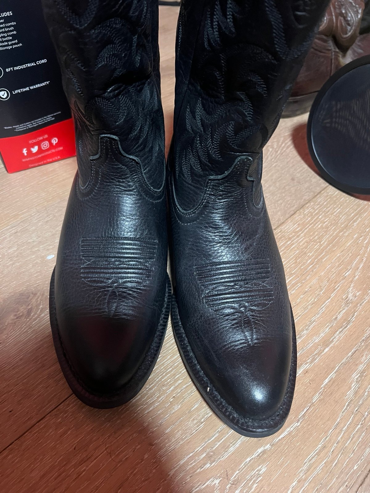 Ariat men’s boot size 9 like new