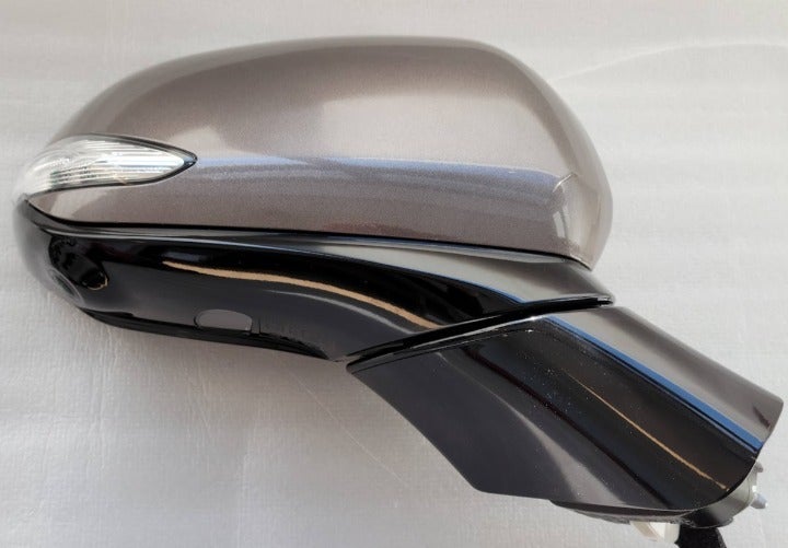 Bronze RH passenger side door mirror w/ BSM + Camera. OEM for 2019-2020 Santa Fe