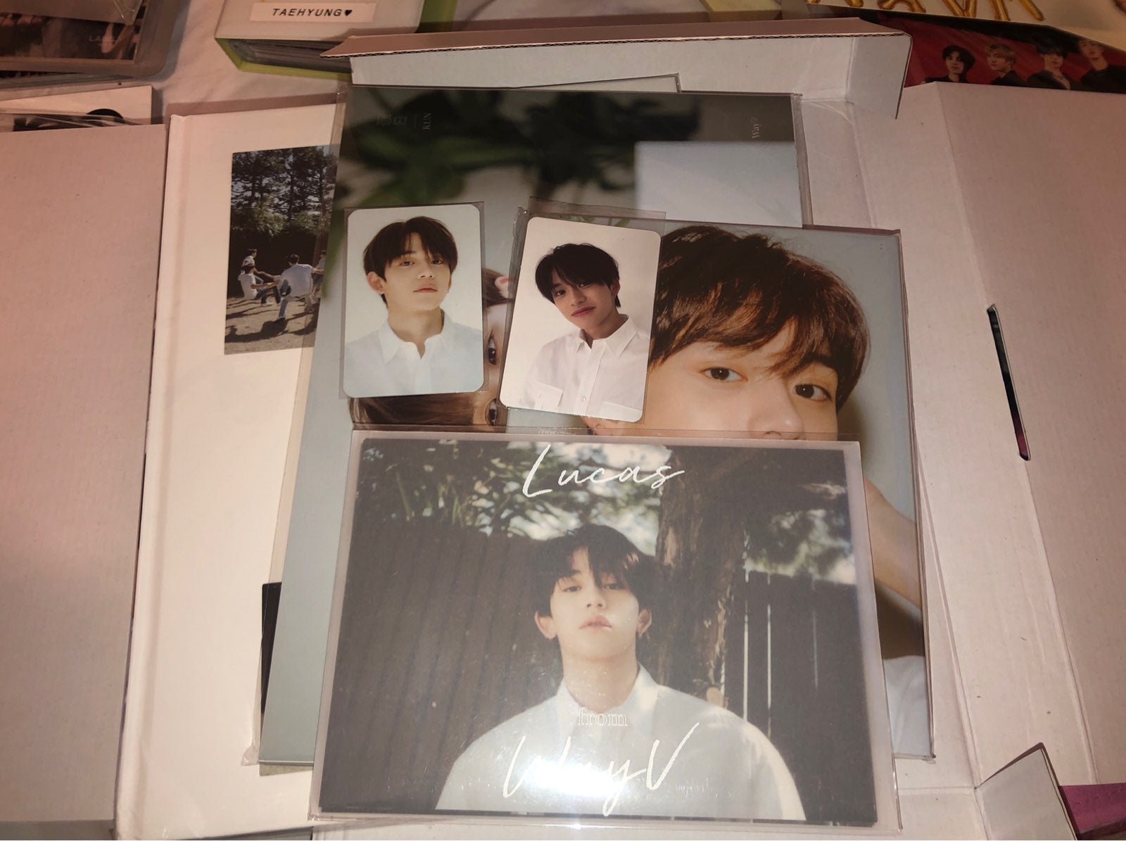 Wayv Holiday book lucas version