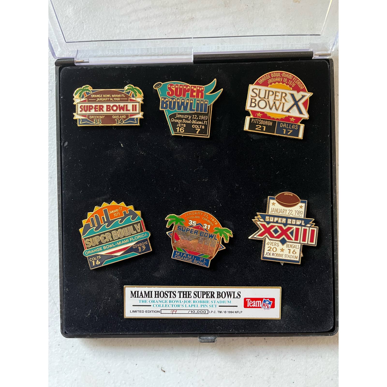 Miami Hosts Super Bowl Limited Edition Pin Set 99/10000
