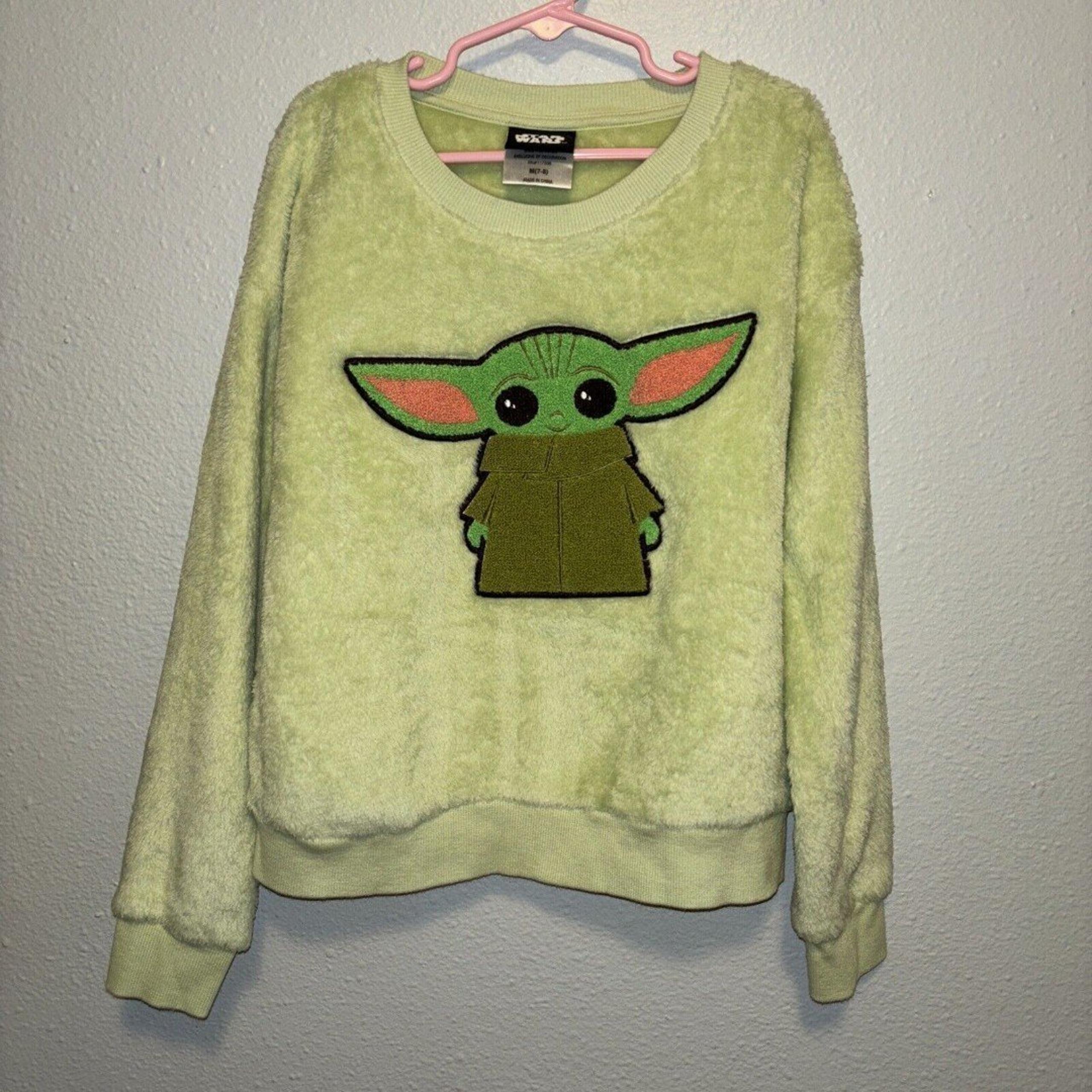 STAR WARS Baby Yoda Grogu Mandalorian Light Green Fuzzy Fleece Sweatshirt 7-8