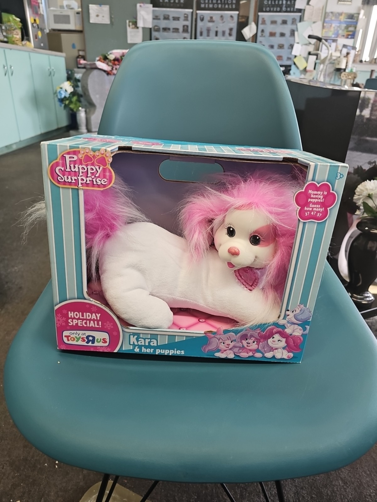 2017 NIB Puppy Surprise Kara & Her Puppies Holiday Special! Just Play