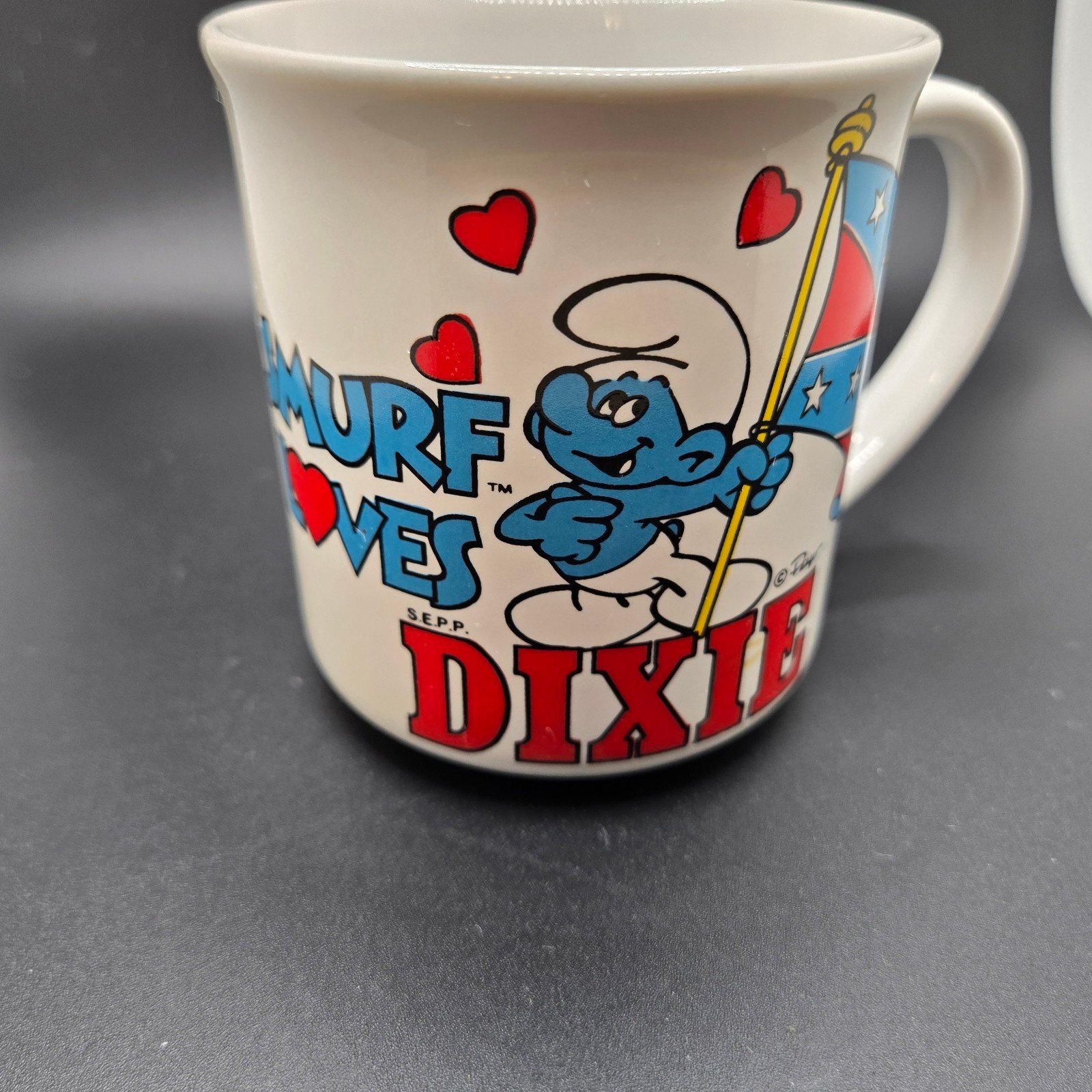VINTAGE 80’s 1982 SMURF TRAVELS AMERICA SMURFS ❤️ LOVES DIXIE COFFEE CUP MUG