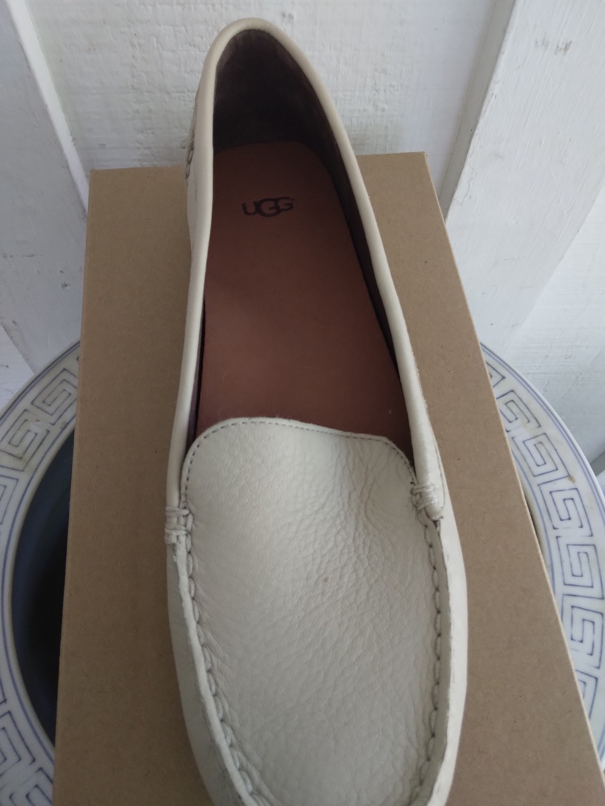 UGG flats Milana size 9.5 Brand New in the Original Box