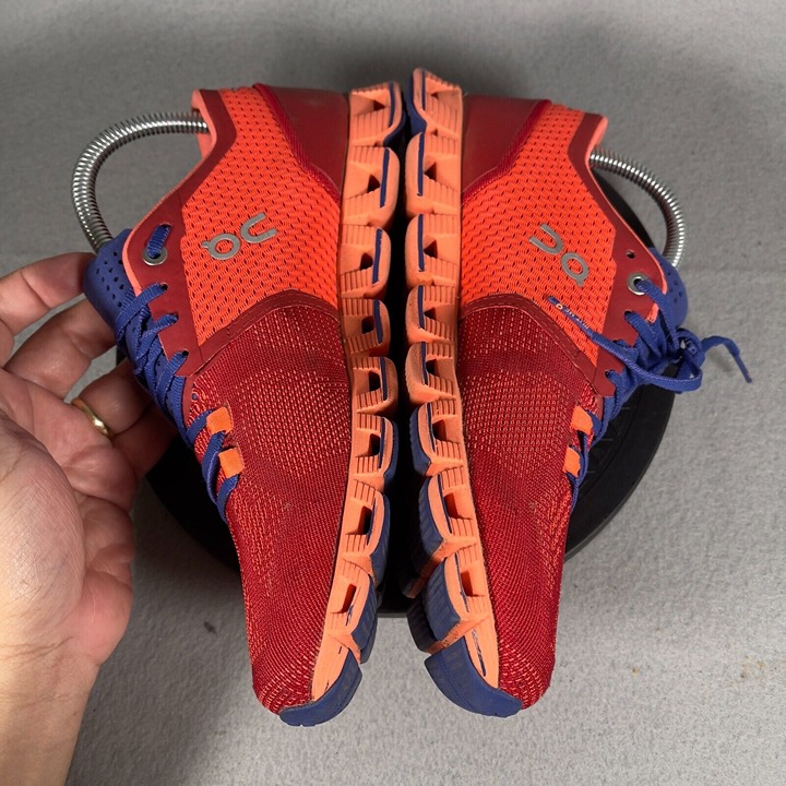 On Cloud X Running Shoes Red Womens Size 7 - detail